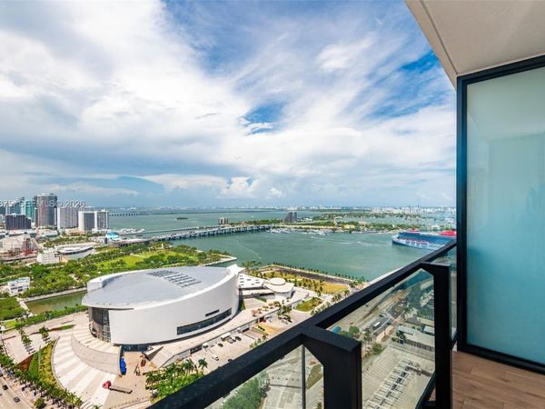 398 NE 5th St , Unit 3104, Miami, FL 33132