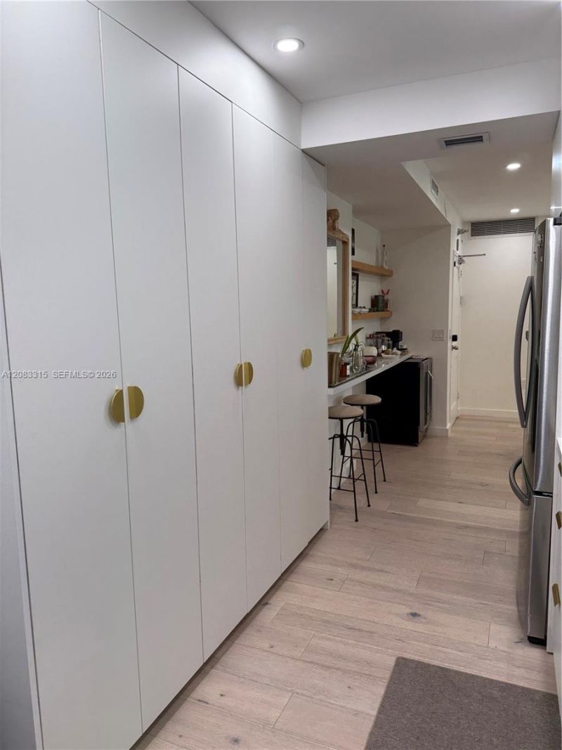 10185 E Collins Ave, Unit 822, Bal Harbour, FL 33154 Photo
