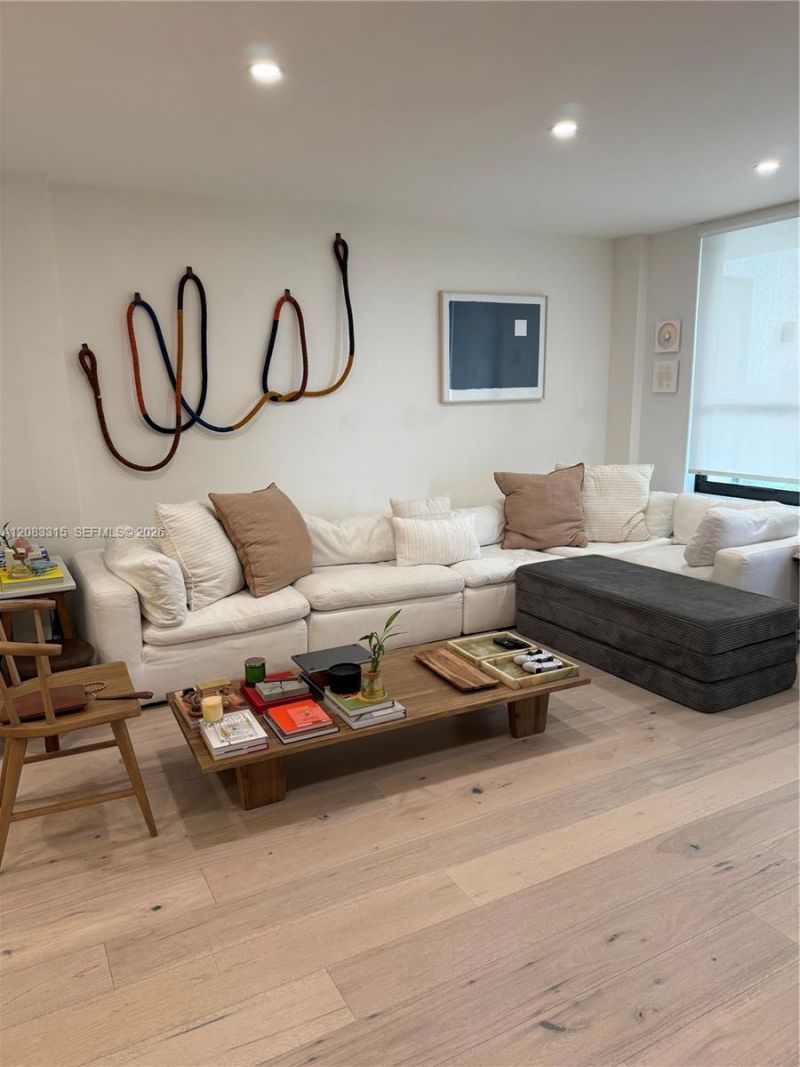10185 E Collins Ave, Unit 822, Bal Harbour, FL 33154 Photo