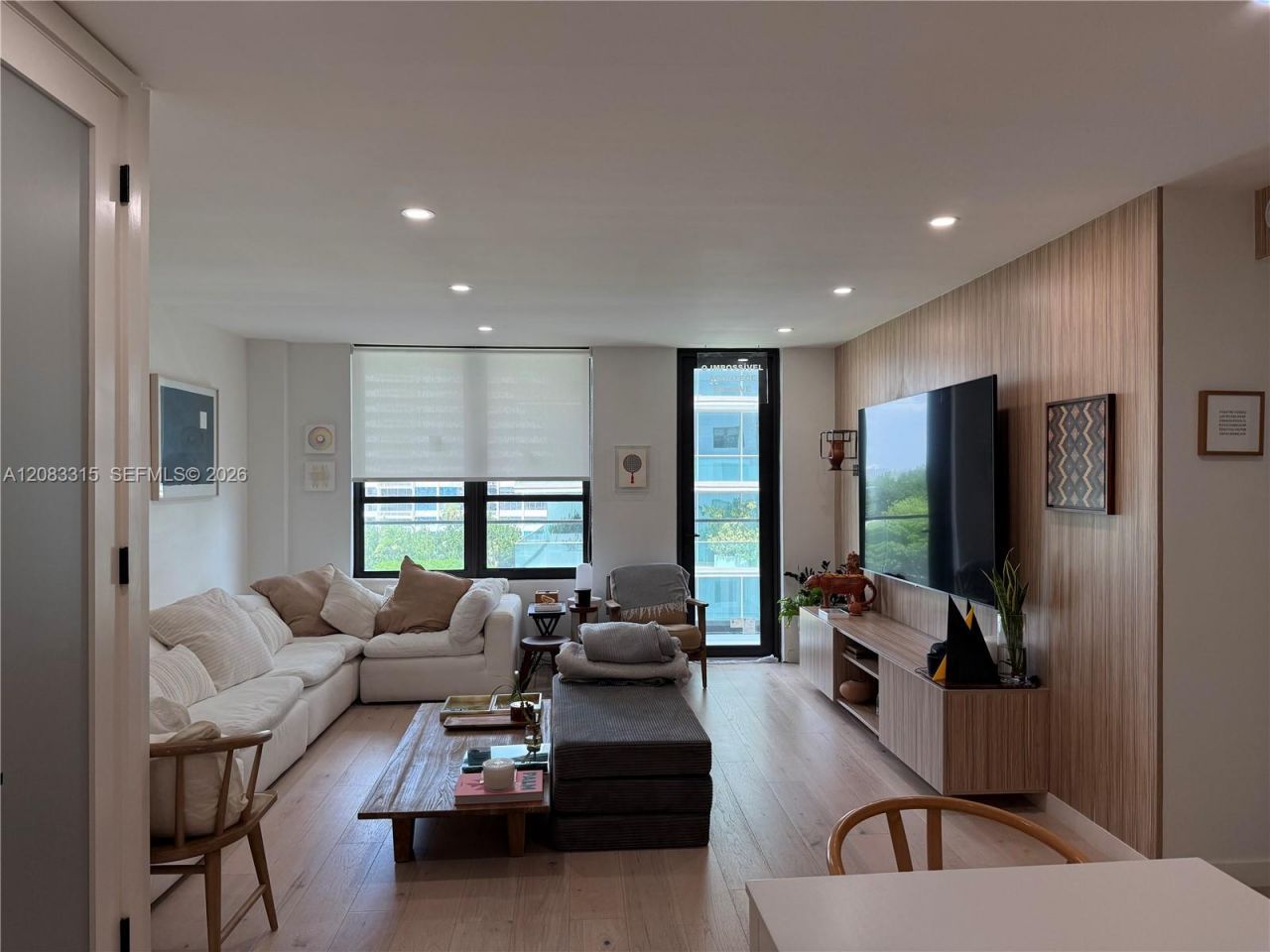 10185 E Collins Ave, Unit 822, Bal Harbour, FL 33154 Photo