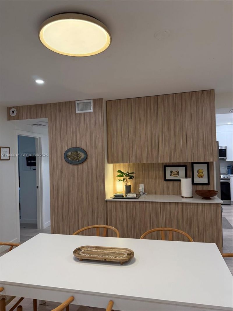 10185 E Collins Ave, Unit 822, Bal Harbour, FL 33154 Photo