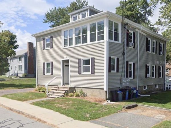 15 Broadway Ave, Unit 2, Ipswich, MA 01928