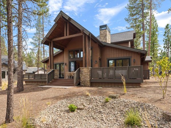 18211 Basalt Lane, Bend, OR 97707