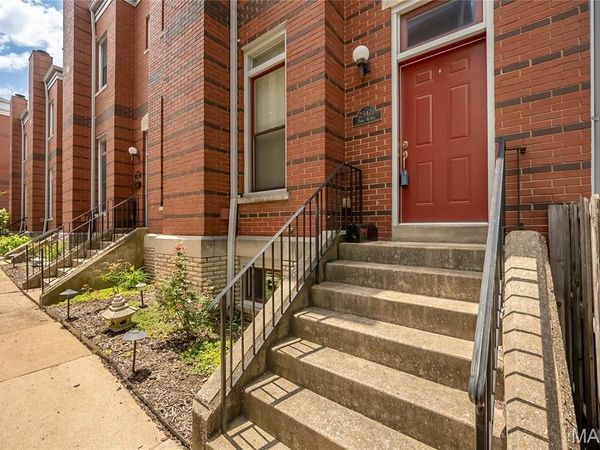 2347 Park Avenue, Unit D, St Louis, MO 63104