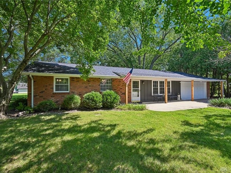 1040 Huron Trail, Jamestown, OH 45335 Photo 18