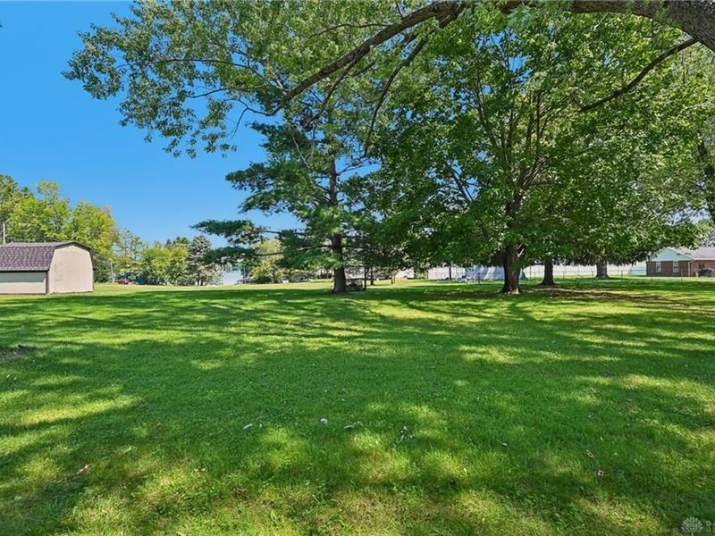 1040 Huron Trail, Jamestown, OH 45335 Photo 22