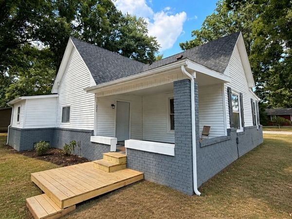 1025 N 7th Street , Mt Vernon, IL 62864