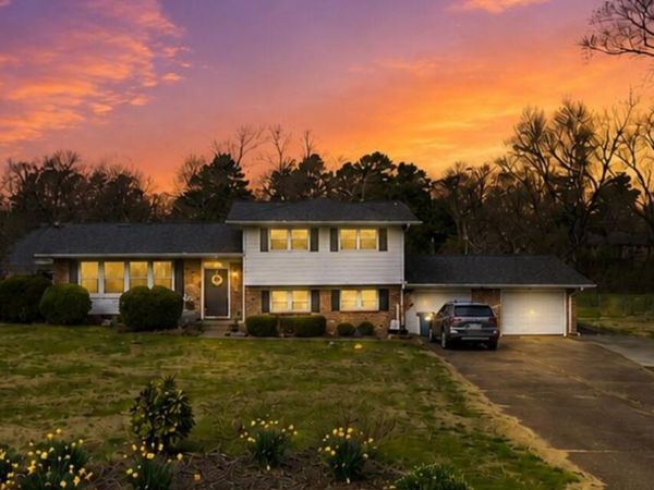 1815 Clayton Drive, Chattanooga, TN 37421