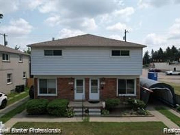 1812 N Center Street, Royal Oak, Mi 48073