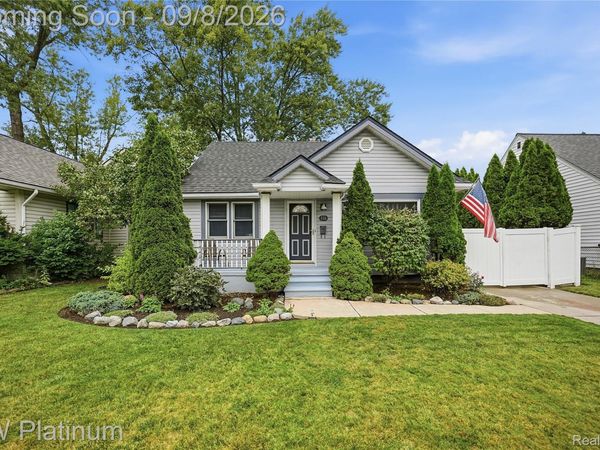 116 S Custer Avenue, Clawson, Mi 48017