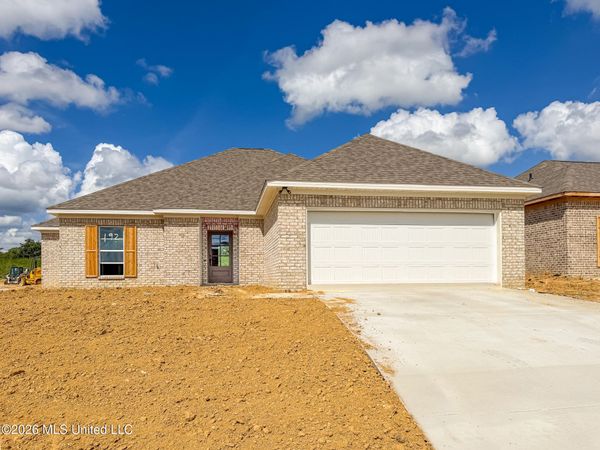 1301 N Elderberry , Pearl, MS 39208