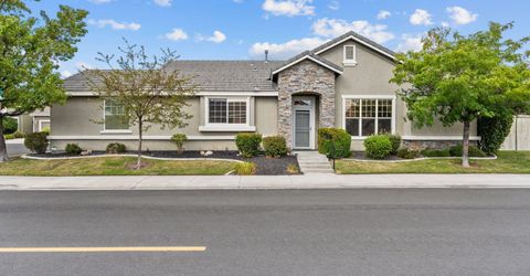 1473 Wild Wolf Way, Reno, NV 89521 Photo