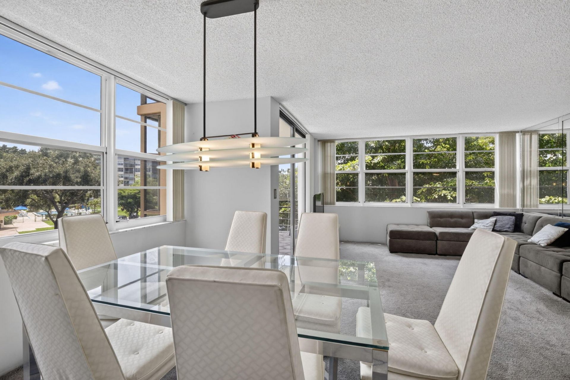 1400 Saint Charles Place, Unit 313, Pembroke Pines, FL 33026 Photo