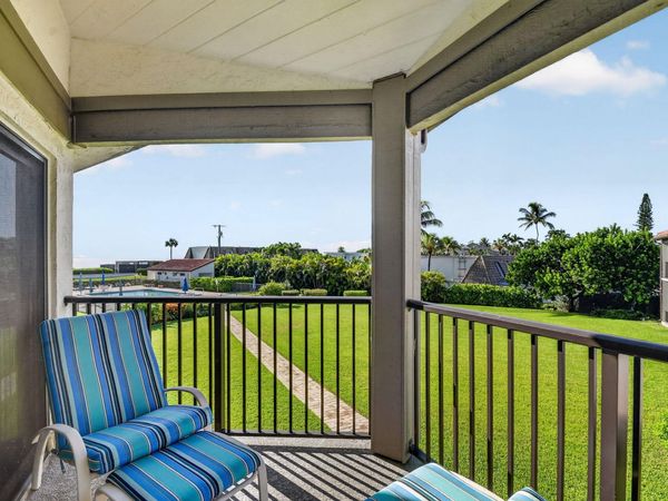 5801 N Ocean Boulevard, Ocean Ridge, FL 33435