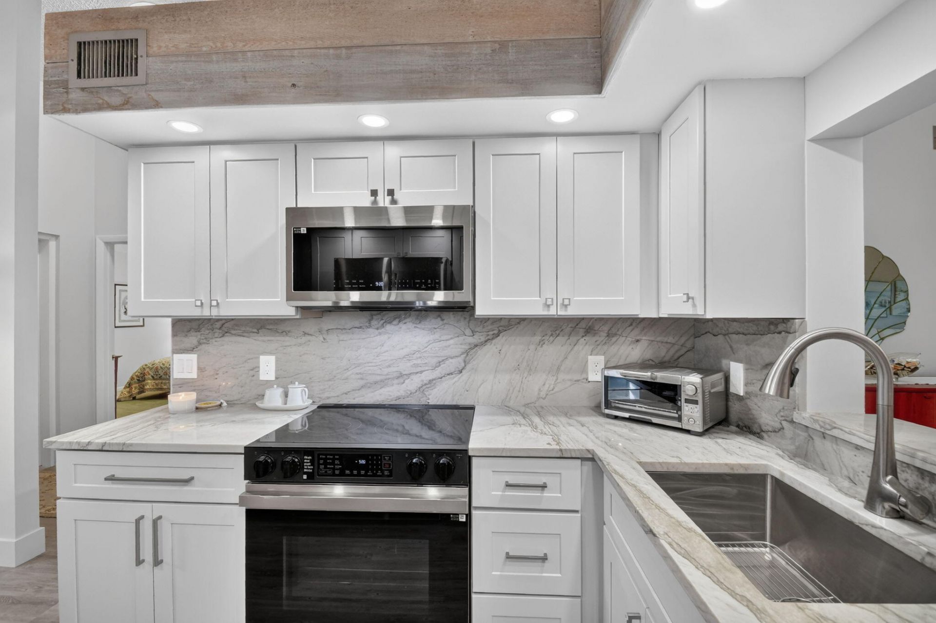 5801 N Ocean Boulevard, Ocean Ridge, FL 33435 Photo