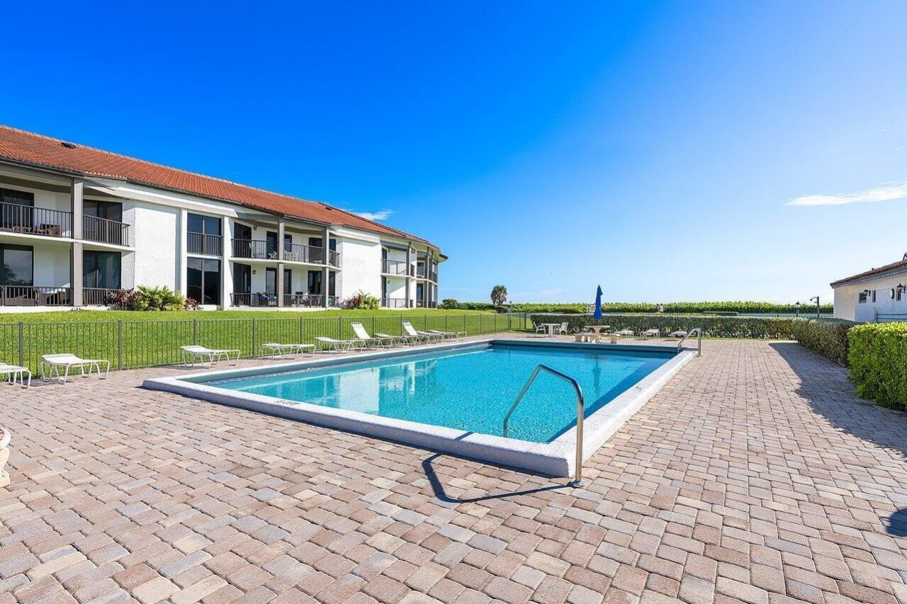 5801 N Ocean Boulevard, Ocean Ridge, FL 33435 Photo