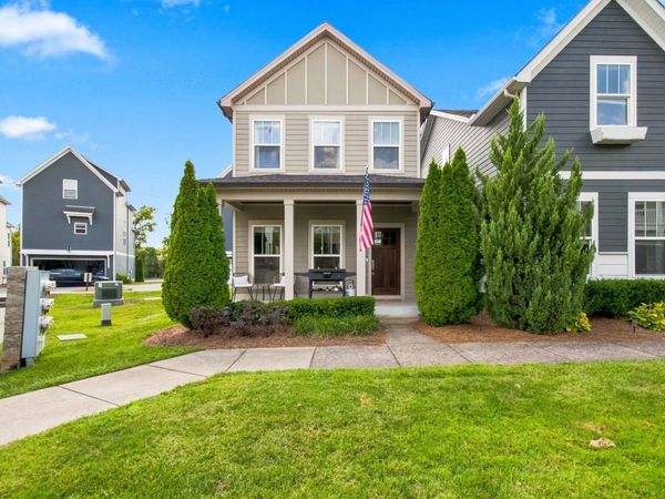 7534 Station Dr , Nashville, TN 37221