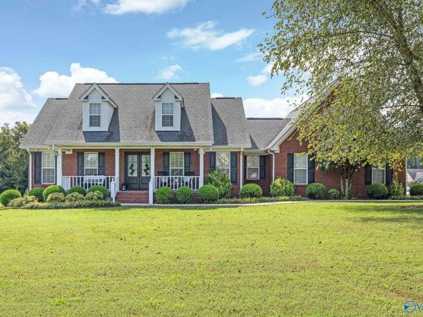1818 Friendship Road, Arab, AL 35016