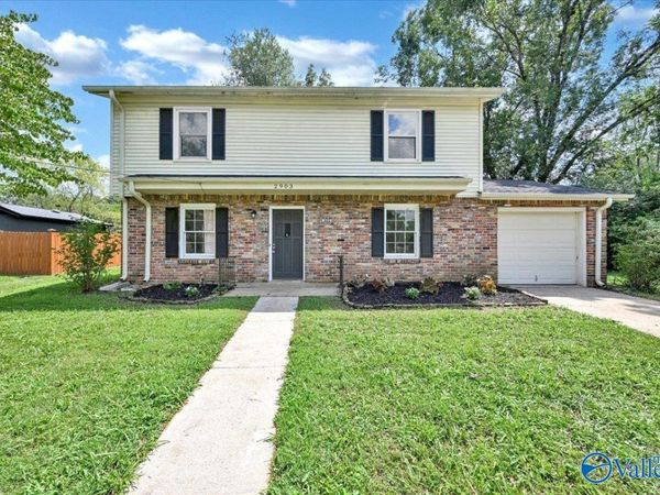 2903 Claiborne Road, Huntsville, AL 35810