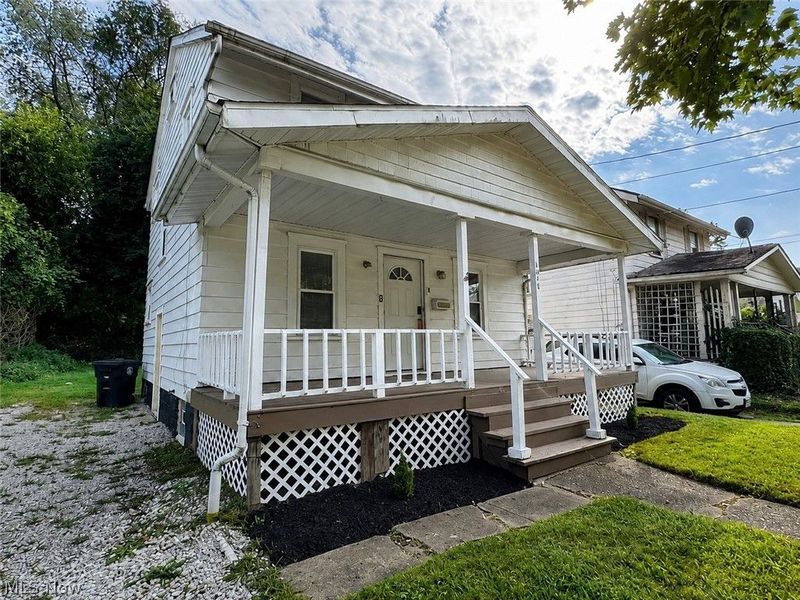 1318 Arnold Avenue, Akron, OH 44305 Photo 3