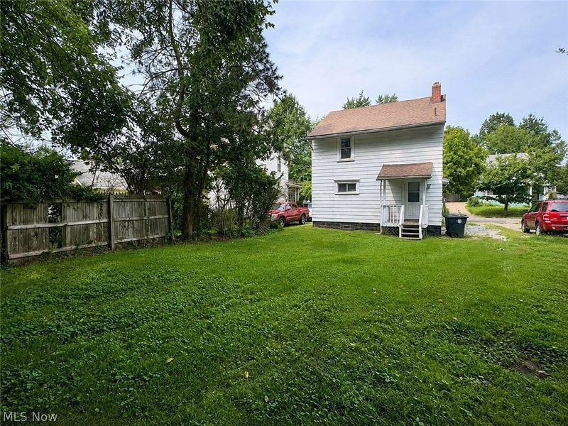 1318 Arnold Avenue, Akron, OH 44305 Photo 4