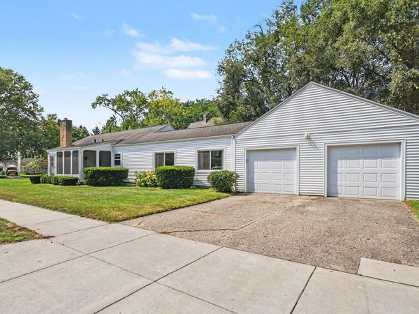 363 S Sunnyside Avenue, South Bend, IN 46615