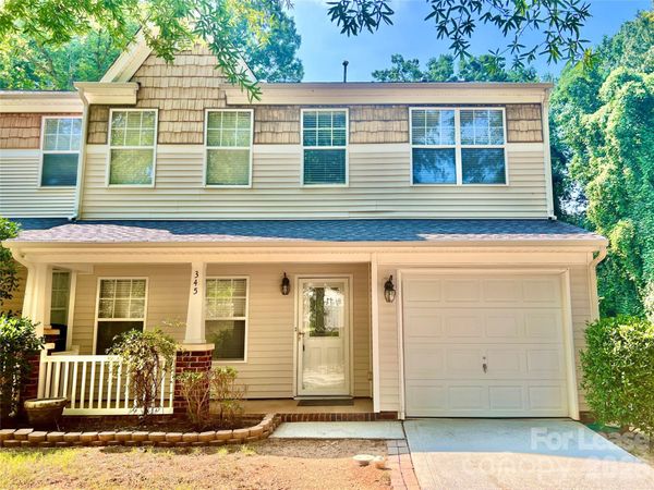 345 Doughton Lane , Charlotte, NC 28217
