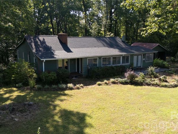 70 Fox Mountain Road, Columbus, NC 28722