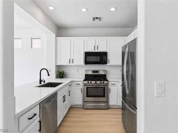 9511 Spring Blush Avenue , Las Vegas, NV 89148