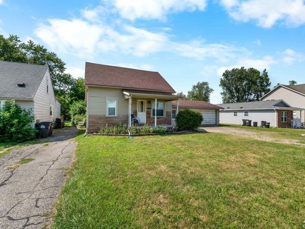 15112 Oldham Street, Taylor, MI 48180