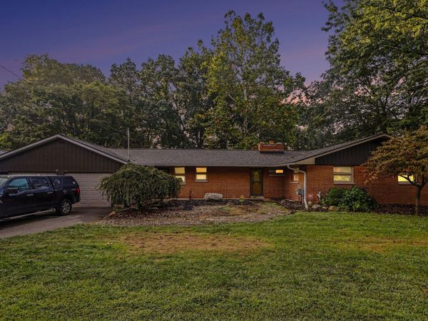 15132 E Augusta Drive, Augusta, MI 49012
