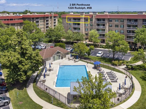 1220 Rudolph Road , Unit 5B, Northbrook, IL 60062