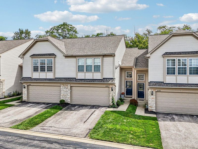3892 Gardiner Run, Akron, OH 44321 Photo 2