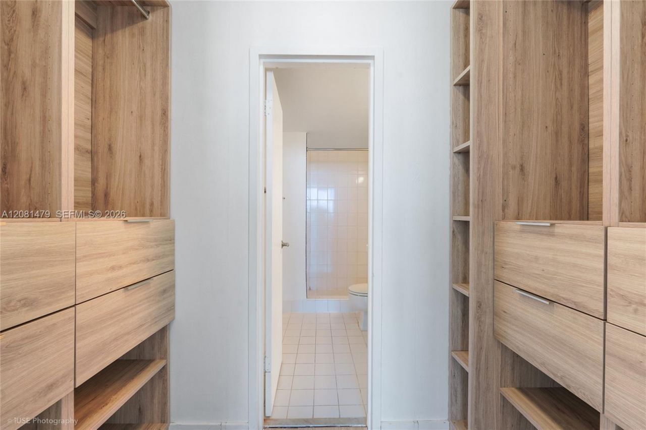 7441 Wayne Ave, Unit 14G, Miami Beach, FL 33141 Photo