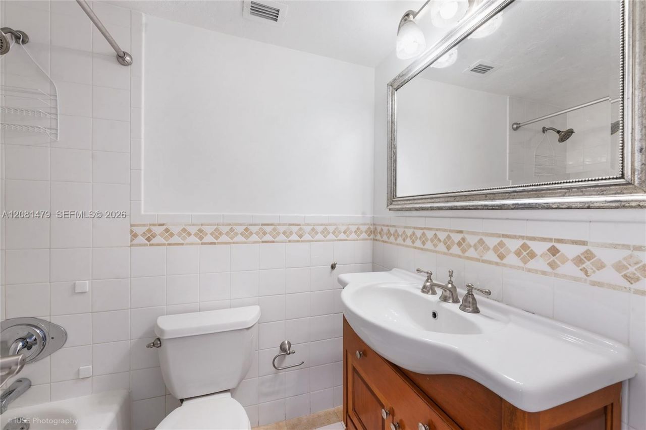 7441 Wayne Ave, Unit 14G, Miami Beach, FL 33141 Photo