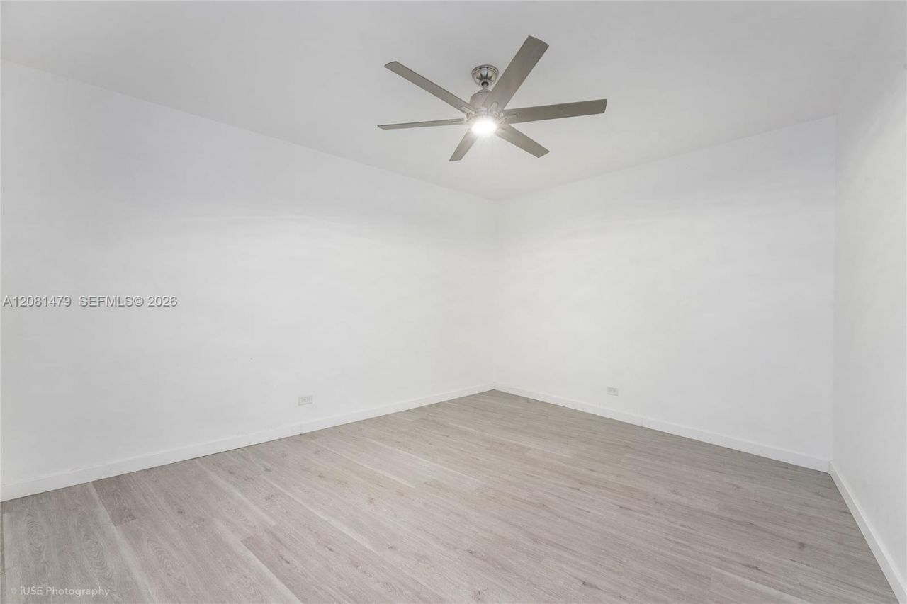 7441 Wayne Ave, Unit 14G, Miami Beach, FL 33141 Photo