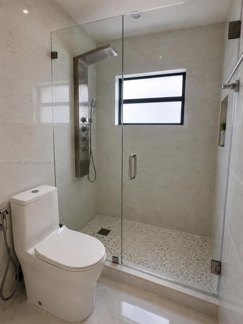 9069 NW 193rd St , Hialeah, FL 33018 Photo