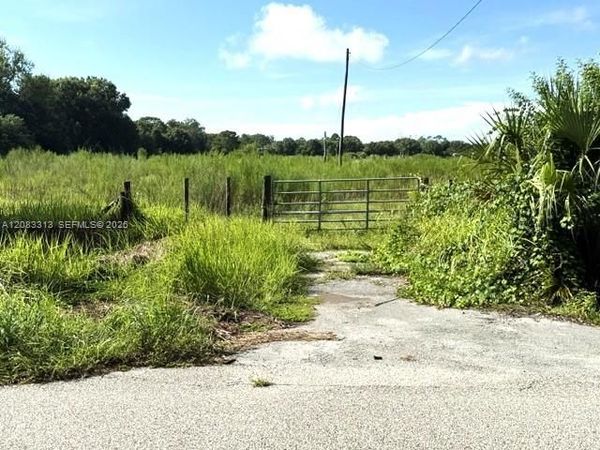 3003 Hicks Rd , Lorida, FL 33857