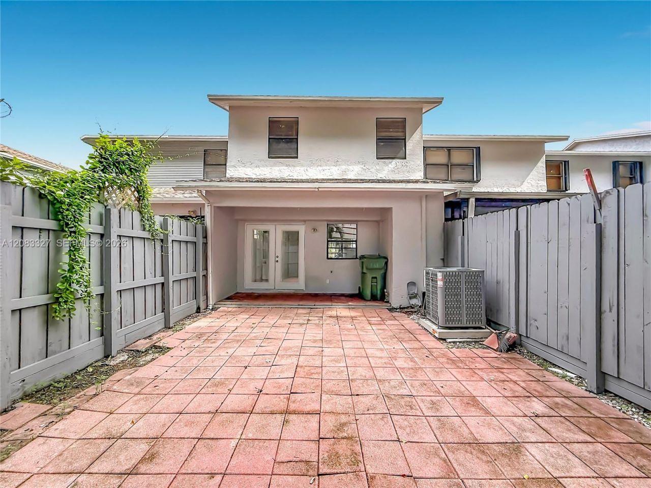 10554 NW 3rd St, Pembroke Pines, FL 33026 Photo