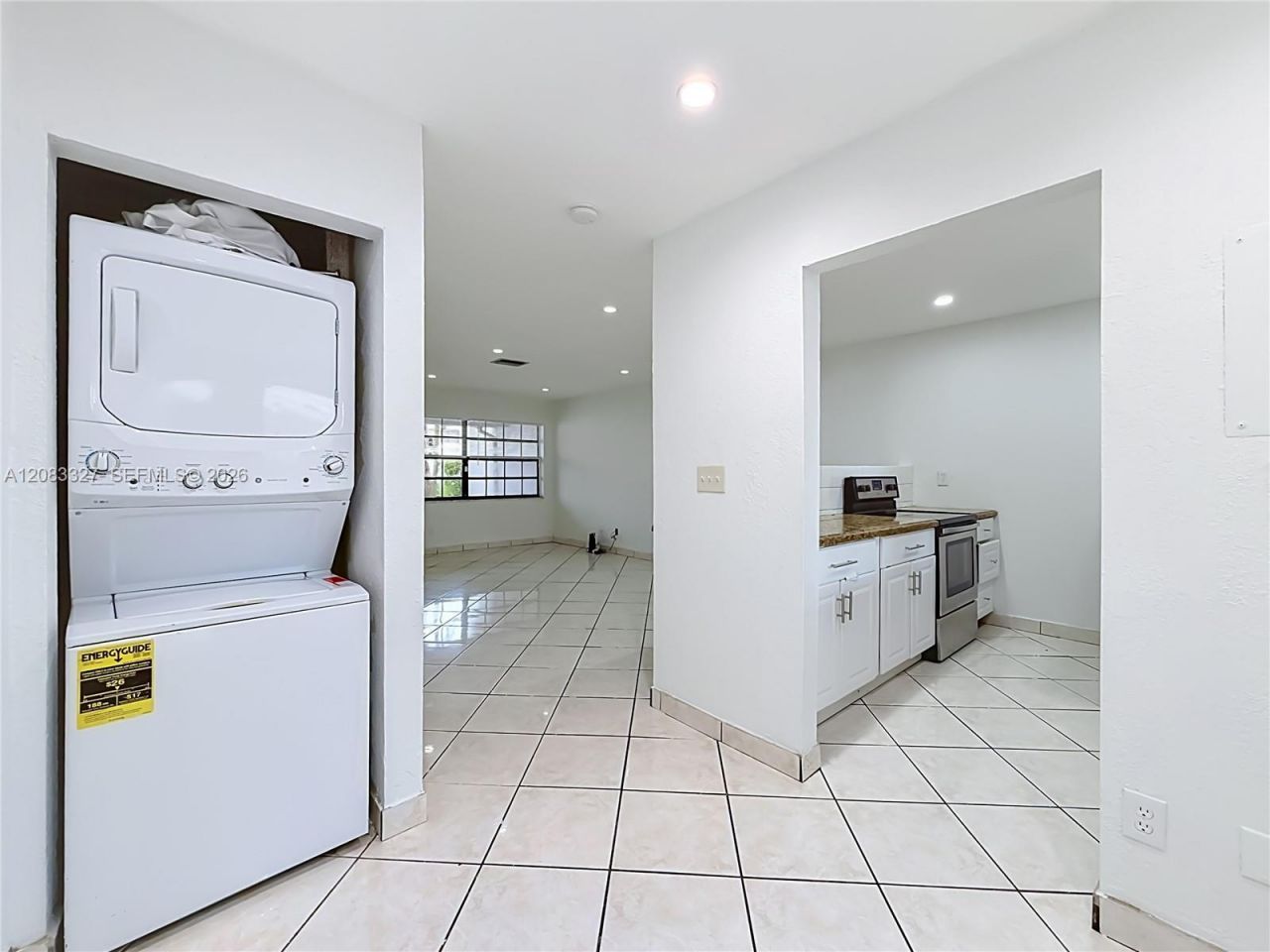 10554 NW 3rd St, Pembroke Pines, FL 33026 Photo