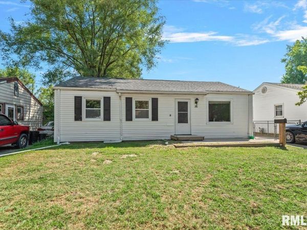 16 SALEM Road, Springfield, IL 62702