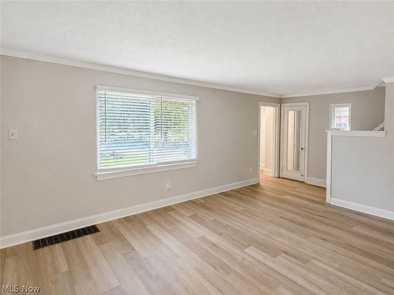 1352 Diagonal Road, Akron, OH 44320 Photo 4