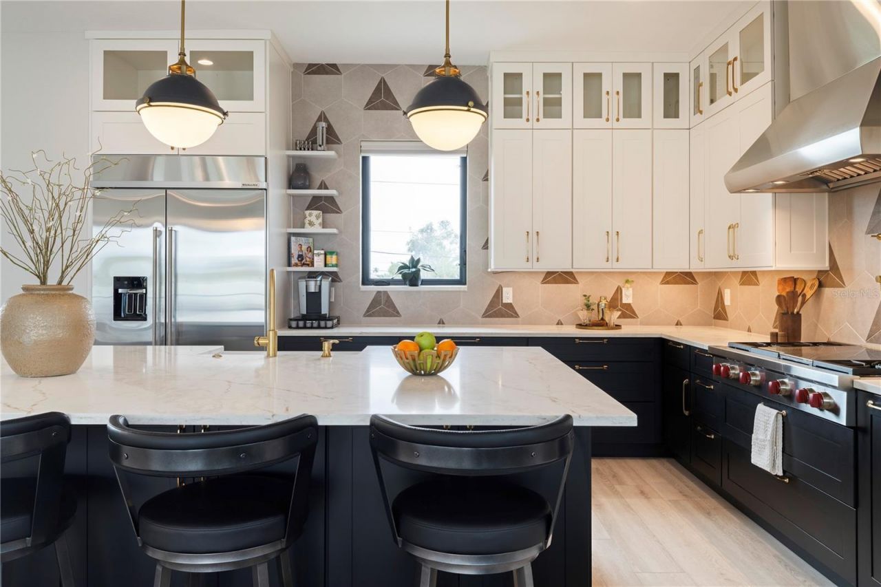 7973 Causeway Boulevard N, Saint Petersburg, FL 33707 Photo