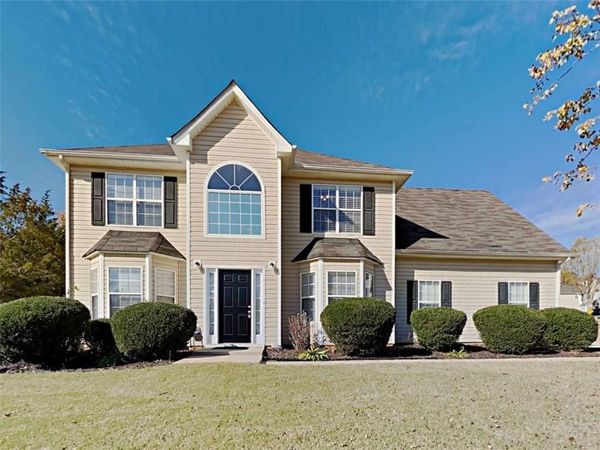 160 Long Drive , Covington, GA 30016
