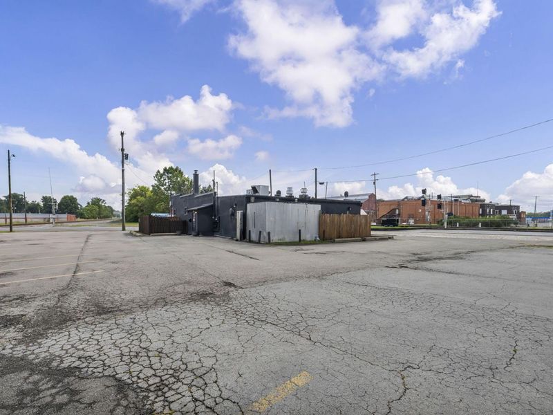 526 W Center Street , Marion, OH 43302 Photo 37