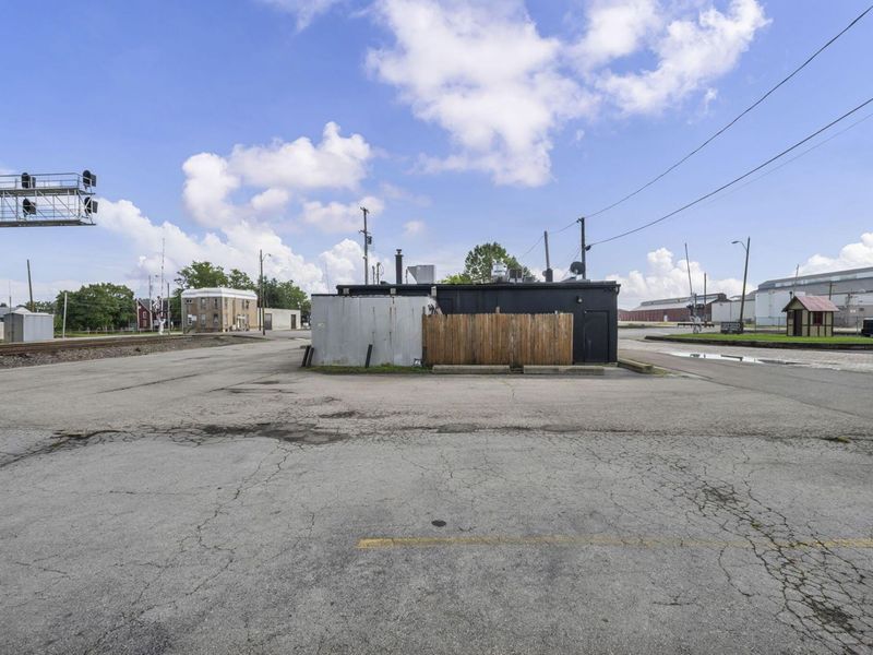 526 W Center Street , Marion, OH 43302 Photo 38