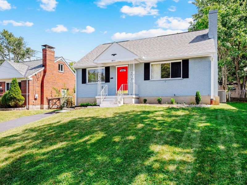 3877 Mantell Avenue, Sycamore Township, OH 45236 Photo 2