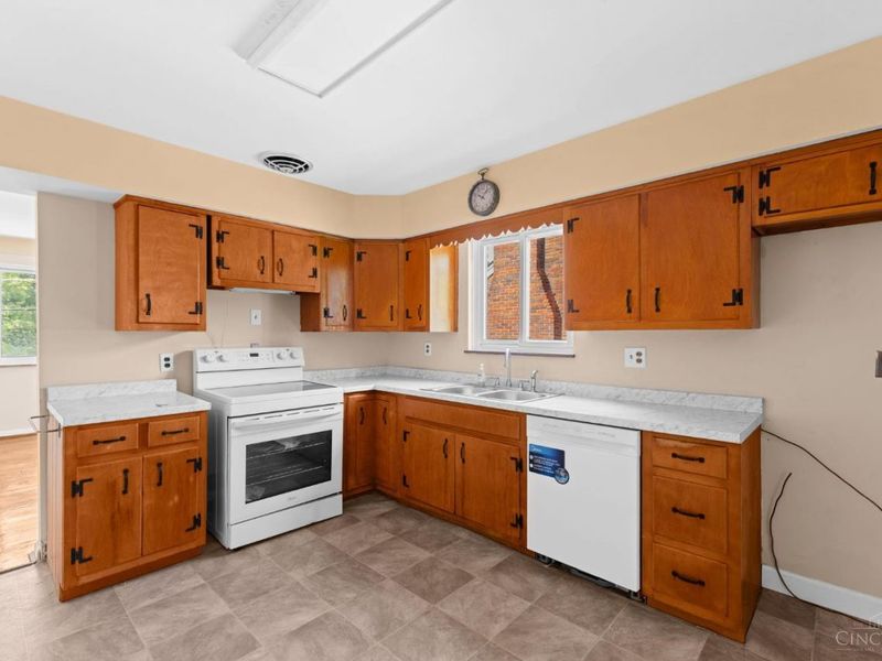 3877 Mantell Avenue, Sycamore Township, OH 45236 Photo 20