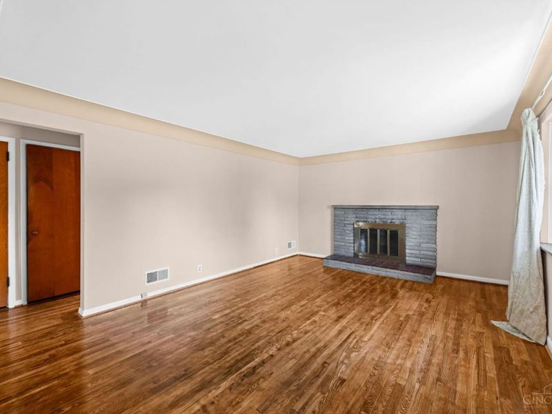 3877 Mantell Avenue, Sycamore Township, OH 45236 Photo 4