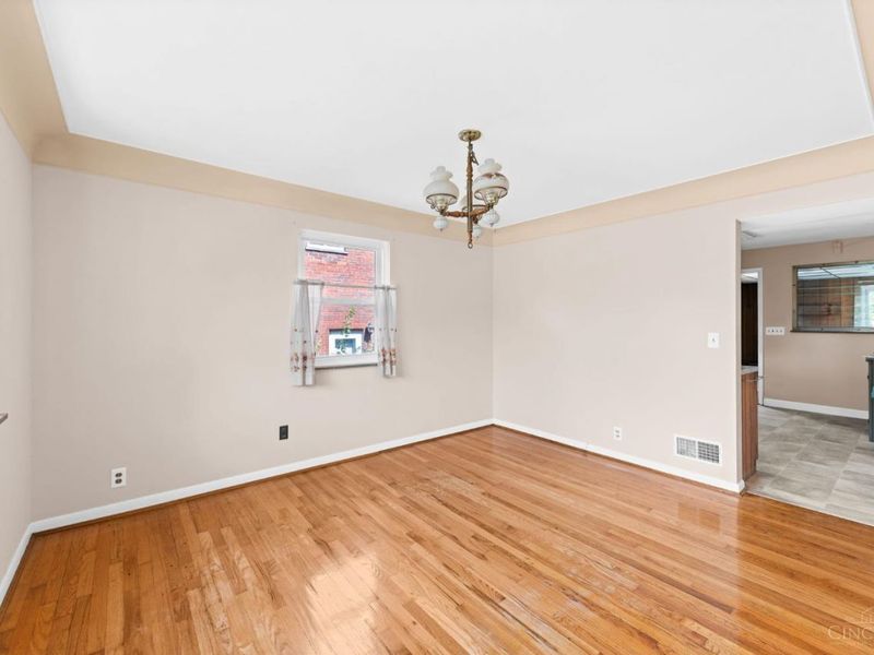 3877 Mantell Avenue, Sycamore Township, OH 45236 Photo 6